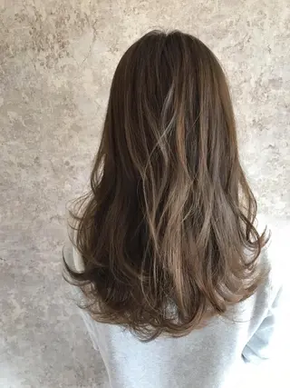 カラー レイヤーカット 早崎太生のヘアスタイル