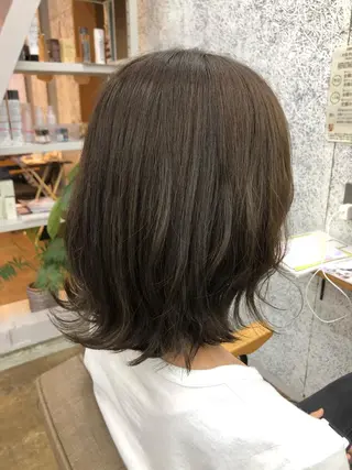 ミディアム カラー カノエ 松江学園店のヘアスタイル
