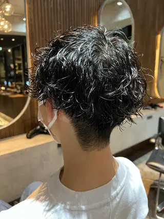 ショート パーマ メンズ 波巻きスパイラルパー マ/シャドウパーマ駿のヘアスタイル