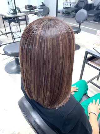 ミディアム カラー LUXBE LUCE ひなののヘアスタイル
