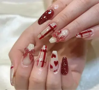 ネイル HIN NAILのネイルデザイン