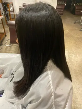 ロング パーマ 沖田 舞衣のヘアスタイル