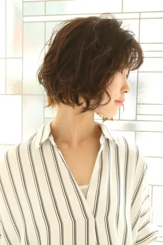 ショート 大人女性に寄り添う 髪質改善サロンのヘアスタイル