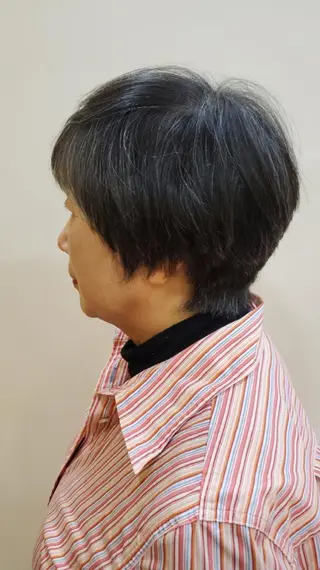ショート 齋藤 愛美のヘアスタイル
