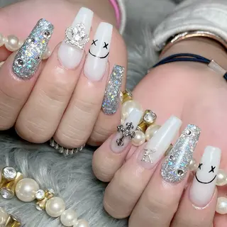 ネイル Feel ‪‪☺︎‬Yuriaのネイルデザイン