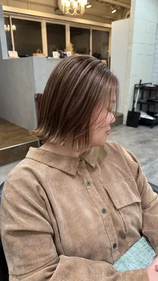 ショート カラー バレイヤージュモデル 募集👒ヨンスクのヘアスタイル
