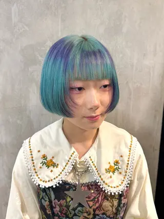 ショート カラー ザクザクレイヤー 🍀/ブリーチ/小田のヘアスタイル