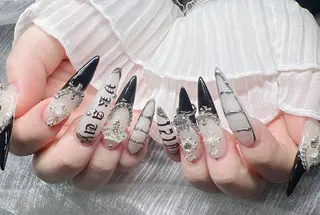 ネイル Lee Nails チップ長さだし専門店のネイルデザイン