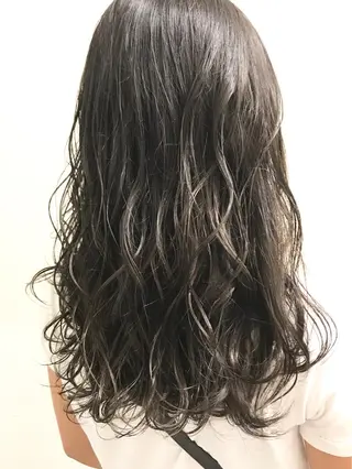ロング カラー lucia RYOのヘアスタイル