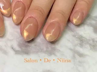 ネイル ボディビルダーSal on.DeNiinaのネイルデザイン