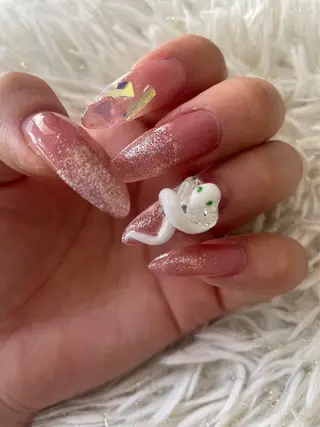 ネイル 三浦 藍のネイルデザイン