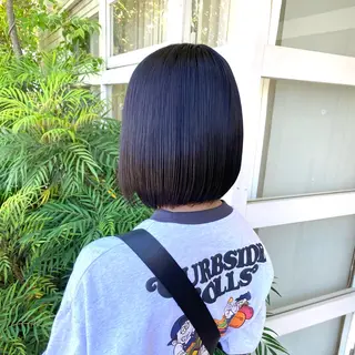 ミディアム 冨田 果歩のヘアスタイル