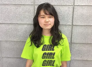 セミロング ITO YUKIのヘアスタイル
