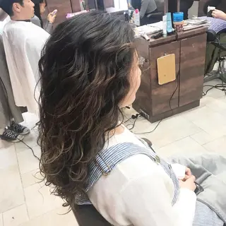パーマ ウルフレイヤー 縮毛矯正/ヒロシのヘアスタイル