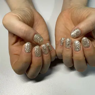 ネイル Moeka ✴︎のネイルデザイン