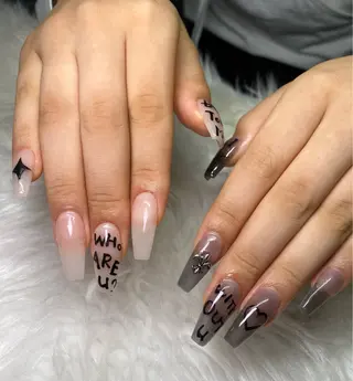 ネイル nes.nail★ AYANOのネイルデザイン