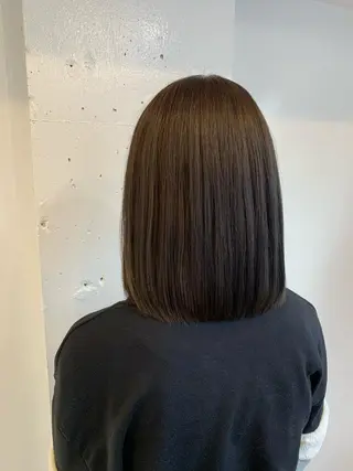 ショート カラー トップ スタイリストのヘアスタイル