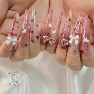 ネイル ViViChi 梨帆のネイルデザイン