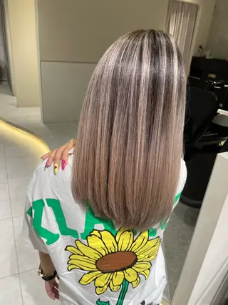 カラー 🌟透明感カラー× 小顔カット いっせいのヘアスタイル