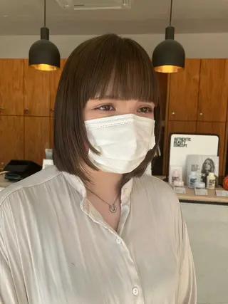 ミディアム 鈴木 世莉のヘアスタイル