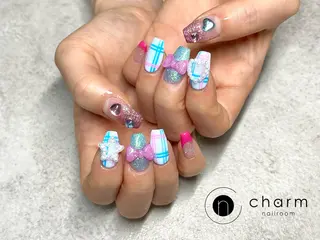 ネイル ネイルルーム チャームのネイルデザイン