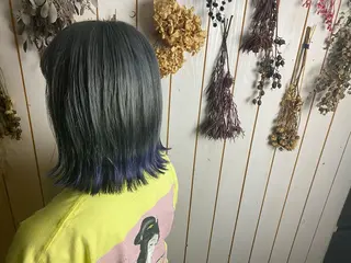 ショート カラー LILIS hair designのヘアスタイル