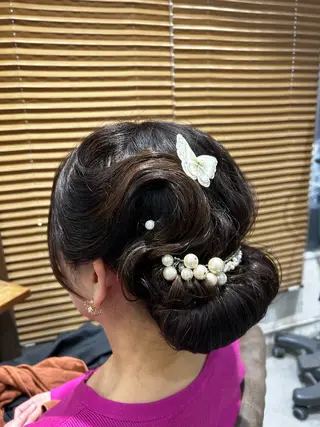 ロング ヘアアレンジ 🦄HITOMI 🦄MEMEのマツエク・マツパデザイン