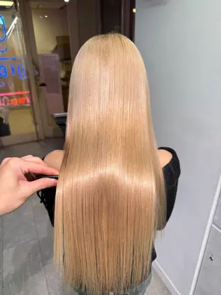 ロング カラー 渋谷🎨ハイトーン× エクステ🎨レンのヘアスタイル