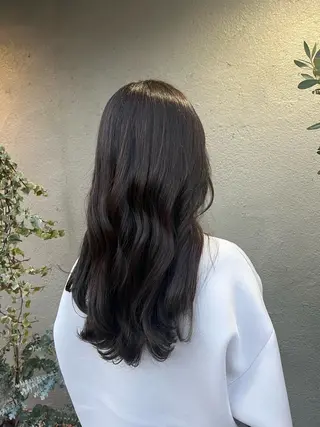 ロング カラー 目黒 彩花のヘアスタイル