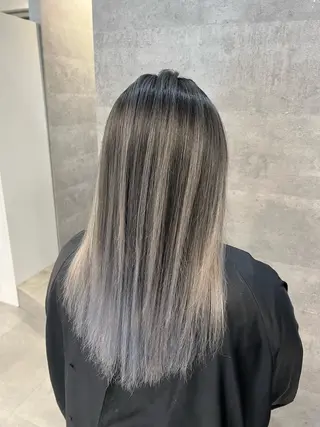 セミロング カラー 難波/ハイトーン 🦋AOI🦋のヘアスタイル