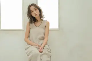 ミディアム 堀岡 さやかのヘアスタイル