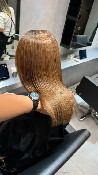 ロング 坂谷 BUCKS/縮毛矯正のヘアスタイル