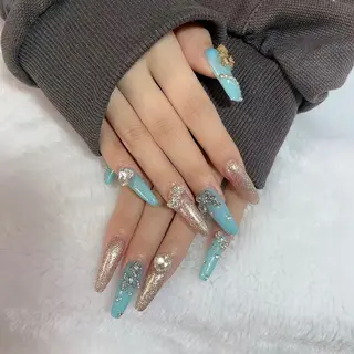 ネイル Amina nail salonのネイルデザイン