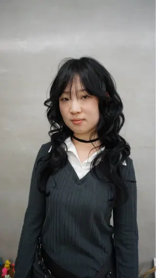 ロング サカモト ナオミのヘアスタイル
