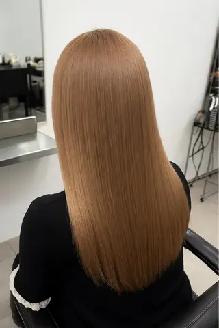 ロング カラー 蔭山 幸奈のヘアスタイル