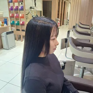 ロング カラー 極艶縮毛／髪質改善／ KOTAのヘアスタイル