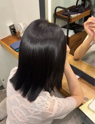 ミディアム カラー 似合う赤み消しカラー ＊こうき［恵比寿］のヘアスタイル