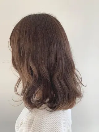 ミディアム カラー パーマ ヘアアレンジ 加藤 綾華のヘアスタイル