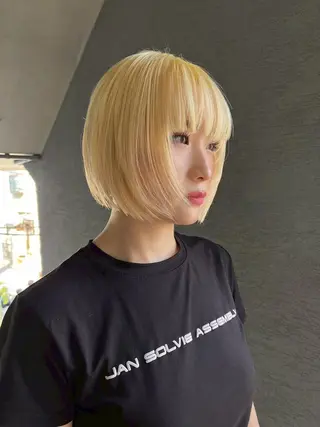 ショート ARCANAブリーチ ダブルカラー🌟原宿のヘアスタイル
