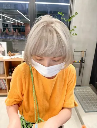 カラー 鶴井 美空のヘアスタイル