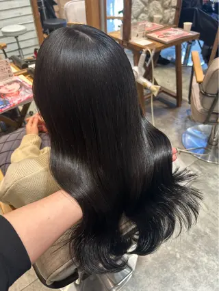 ロング カラー Yuzuha .のヘアスタイル