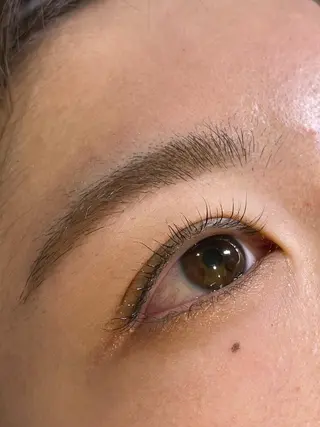 マツエク・マツパ 井上 真里奈のヘアスタイル