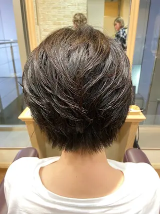 ショート コバヤシ ユウスケのヘアスタイル