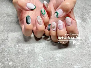 ネイル Y's nailのネイルデザイン