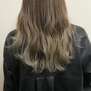 ロング ，comma momoka🪄のヘアスタイル