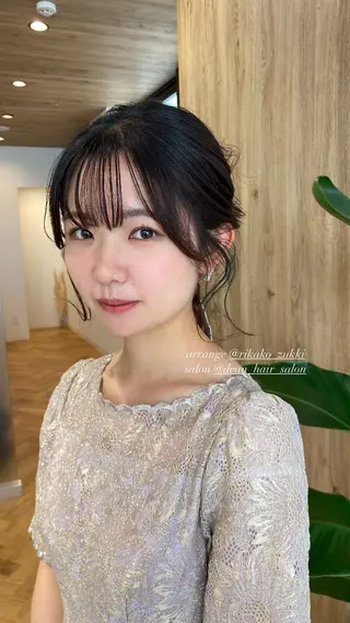 ロング 都筑 莉佳子のヘアスタイル