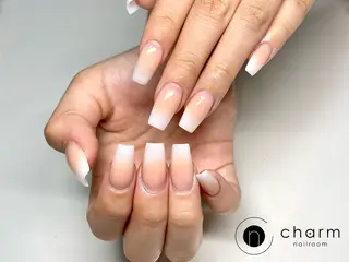 ネイル ネイルルーム チャームのネイルデザイン