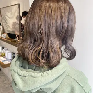 ショート カラー 似合わせレイヤー/ 縮毛矯正🎀minaのヘアスタイル