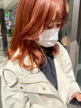ミディアム カラー パーマ ヘアアレンジ メンズ キッズ ネイル mana 暖色カラーカットのヘアスタイル