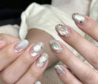 ネイル エリ🫧 nail池袋東口のネイルデザイン